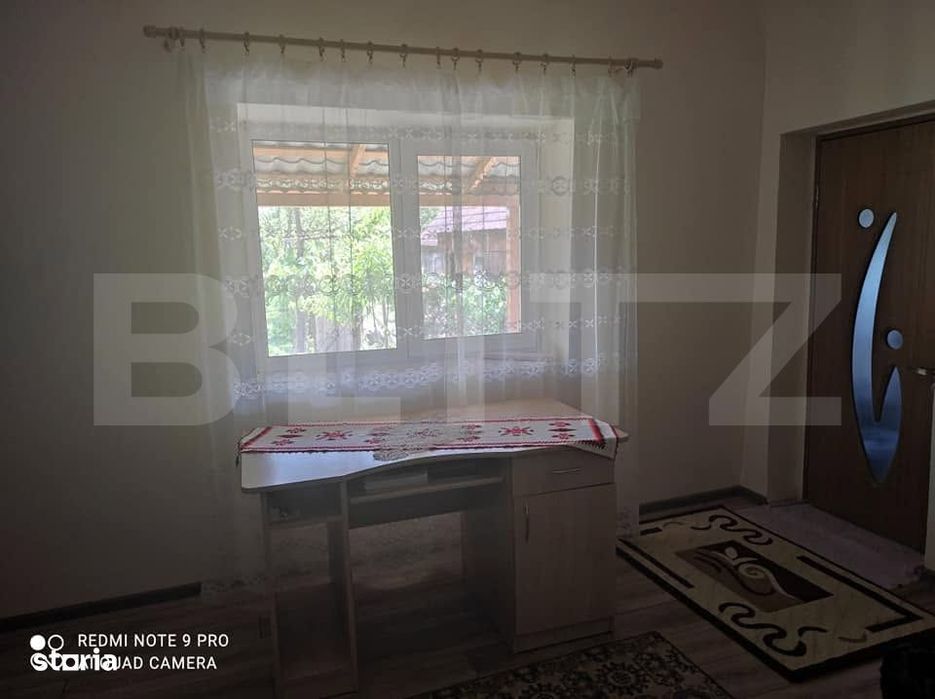Casa cu 3 camere de vanzare, 80 mp, teren 2.323 mp, zona Iclandu Mare