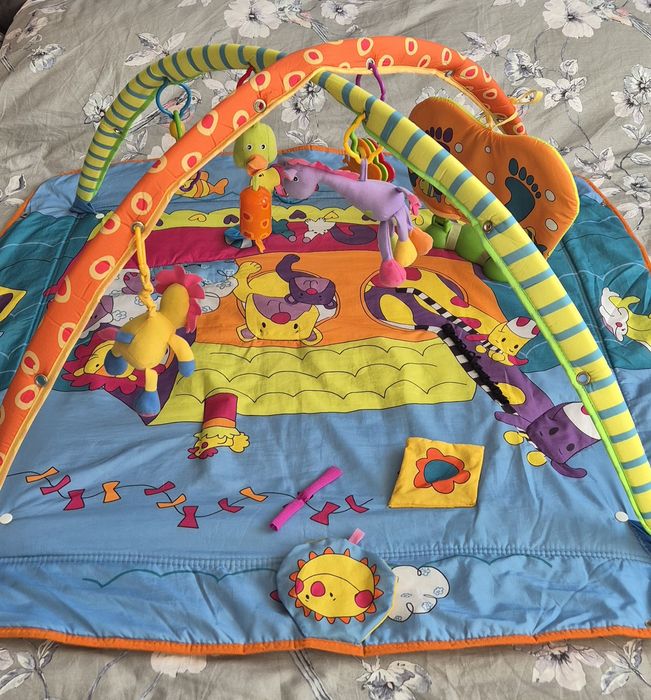Детский развивающий коврик