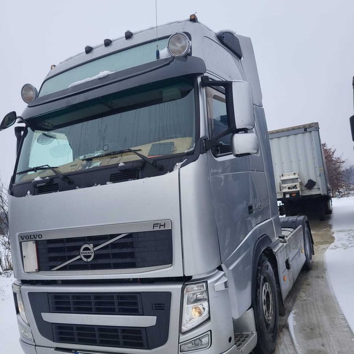 Ansamblu Volvo FH + Semiremorcă Krone