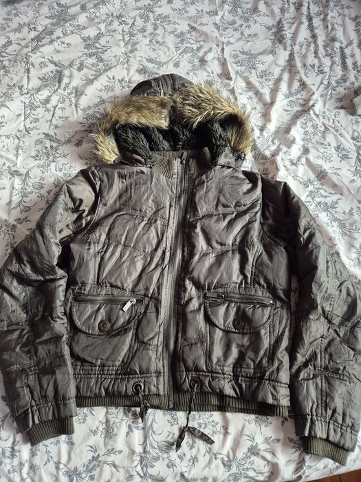 Дамско зимно яке късо