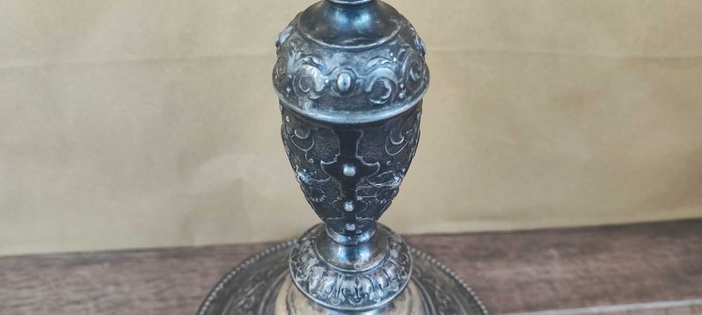 Старинен пoсребрен свещник WMF височина 21,5 см