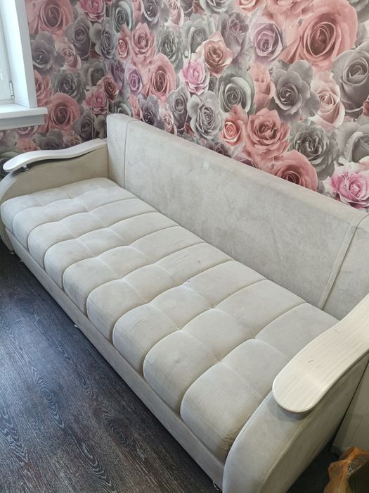 Продам диван 2 м