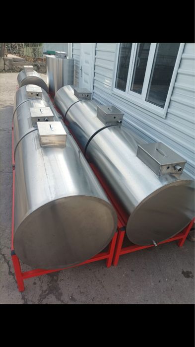 Bochka yomkost 3.3 tonna