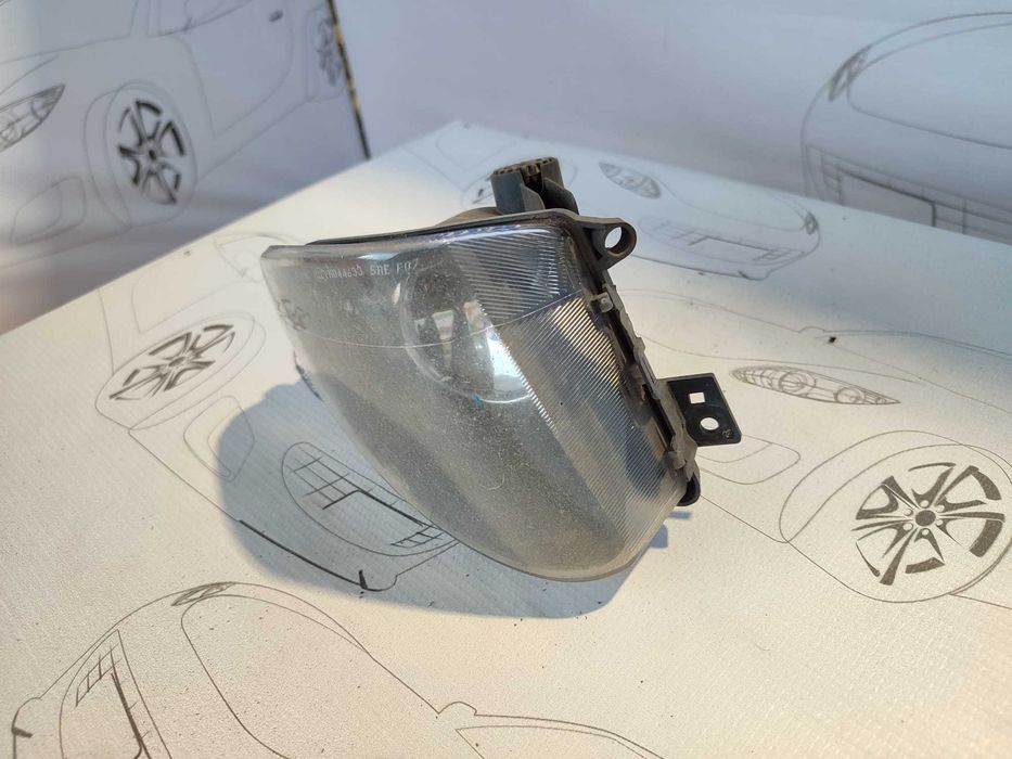 Proiector Ceata Dreapta / Halogen Bara Fata BMW Seria 5 (F10) / (F11) 2009–2013 / Cod OEM 6317 7216886 (5D2)