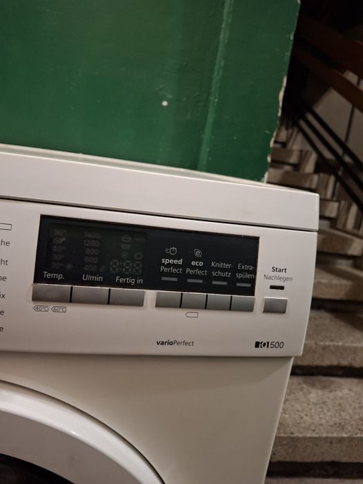 Пералня  СИМЕНС iQ 500 за части,работеща