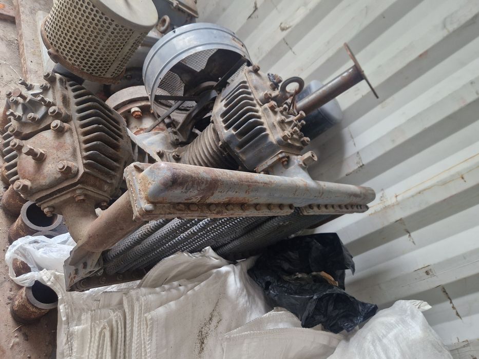 Компрессор 3х поршневой советский