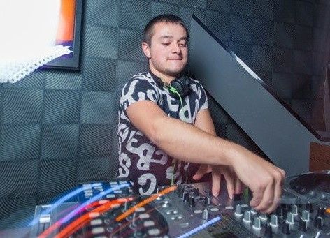 Ведущие и DJ на ваш вечер.