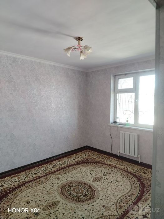 Surochna uy sotiladi 3 xonaly 3 etaw