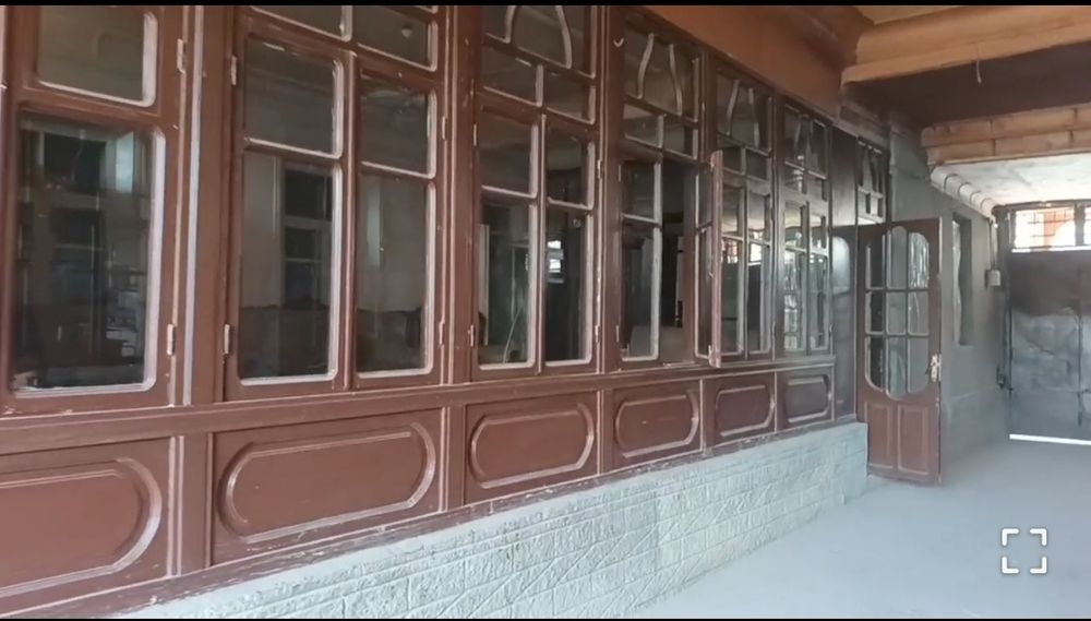 Rom sotiladi 50ka taxtali