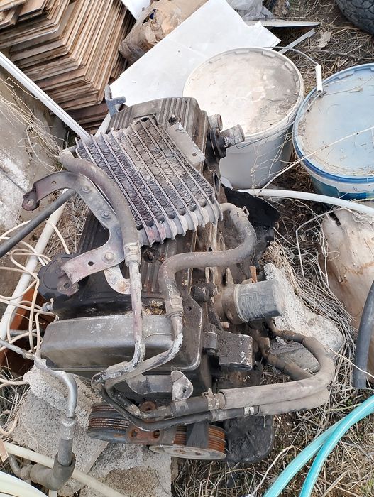 Мотор Карина Е 1,8