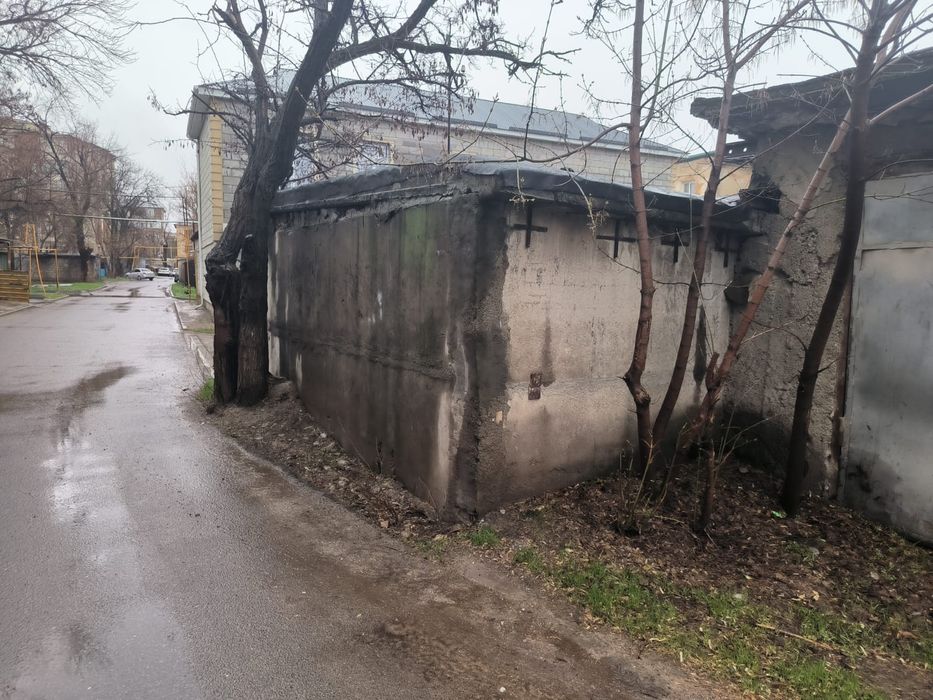 Сдаётся гараж в центре