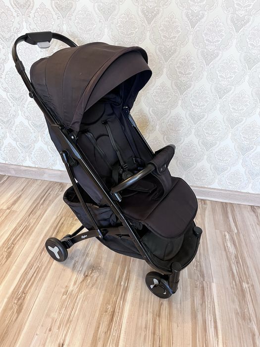 Коляска Mstar прогулочная