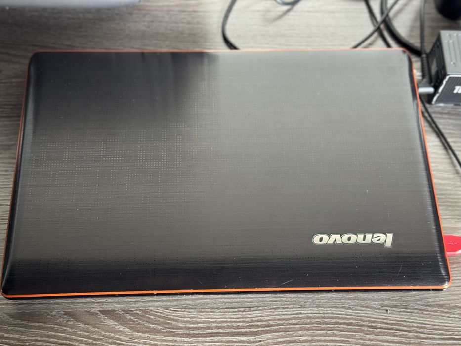 Ноутбук Lenovo Y570