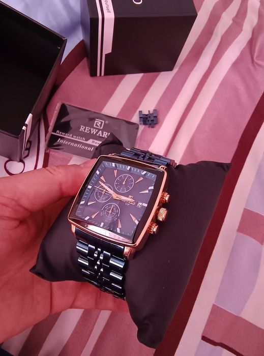 Фирменный сағат сатылады