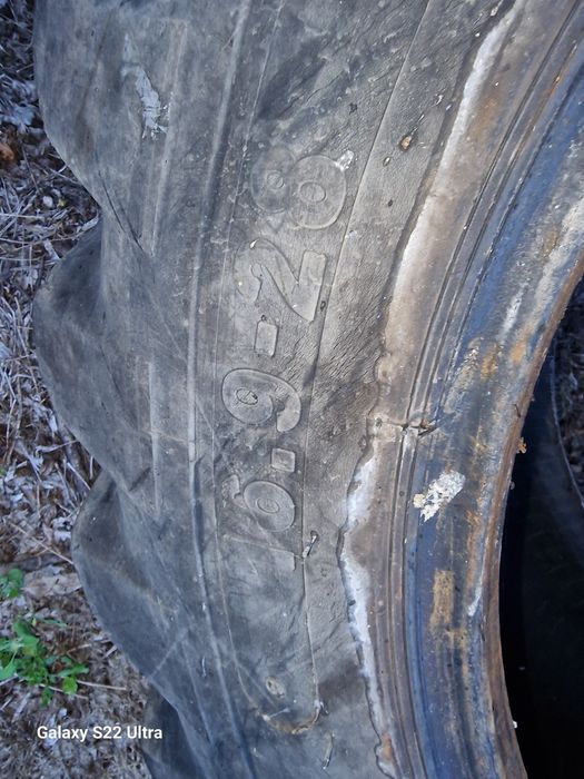 Cuciug buldoescavator