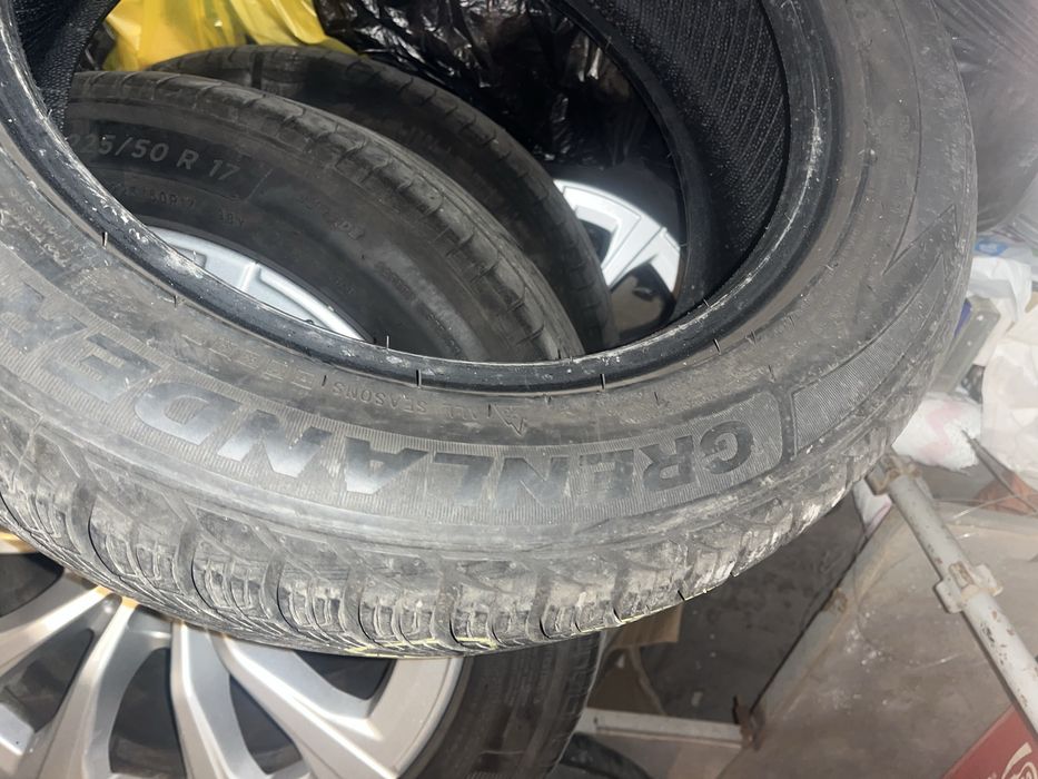 Cauciucuri  Norian WR04 si Greenwing Grenlander