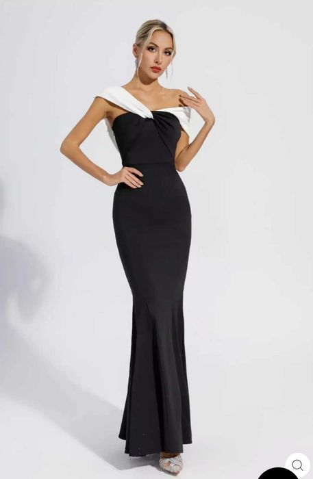 Бална , дълга рокля