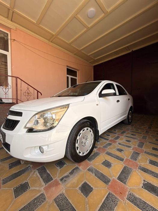 Chevrolet Cobalt sotiladi