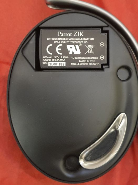 Casti Parrot ZIK, stare perfecta, sunet exceptional, design superpremi