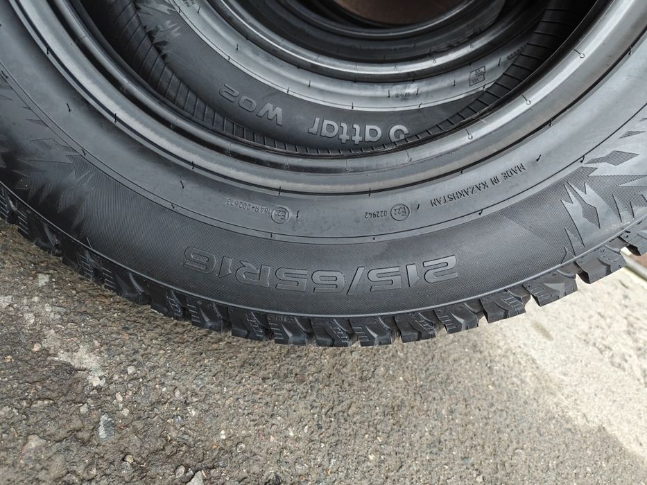 Шины новые шипованные