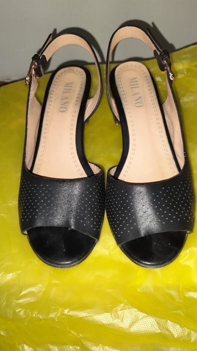 Аеллар босоножка