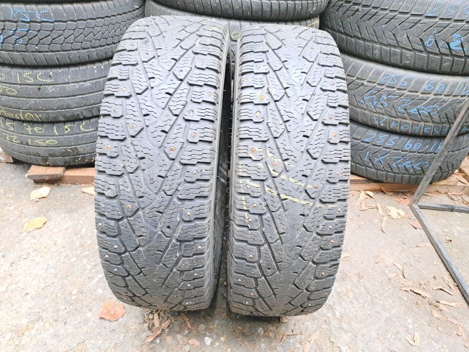 2 anvelope 225/75 R16C Nokian