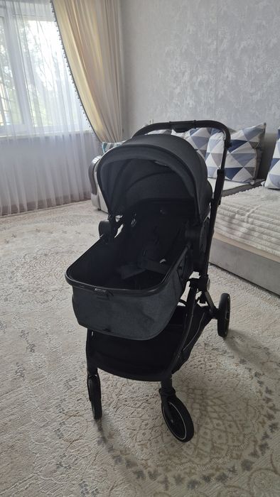 Каляска, почти новая