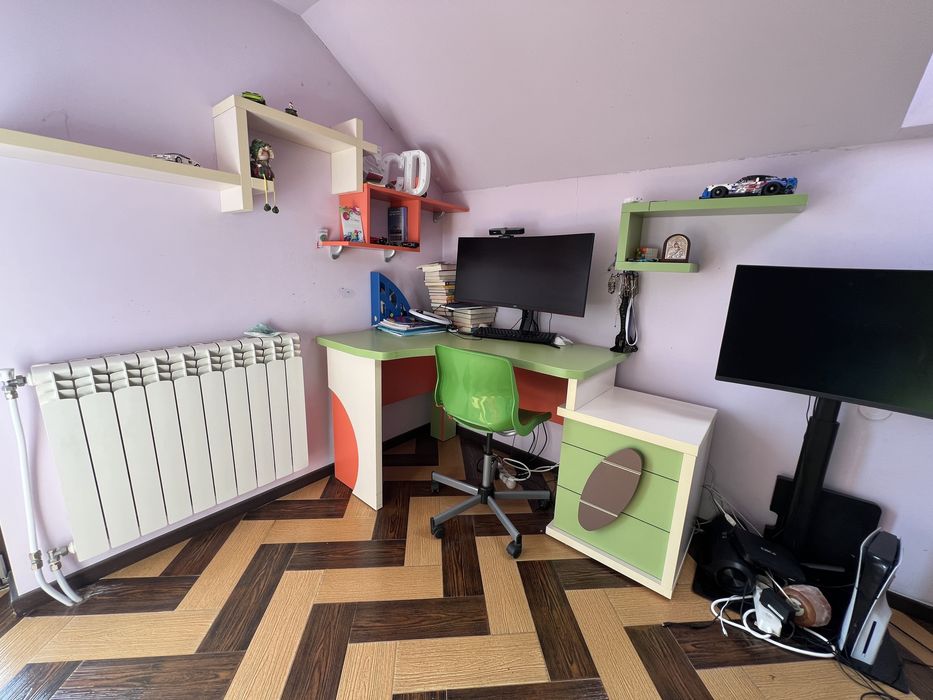 Mobilier camera copil