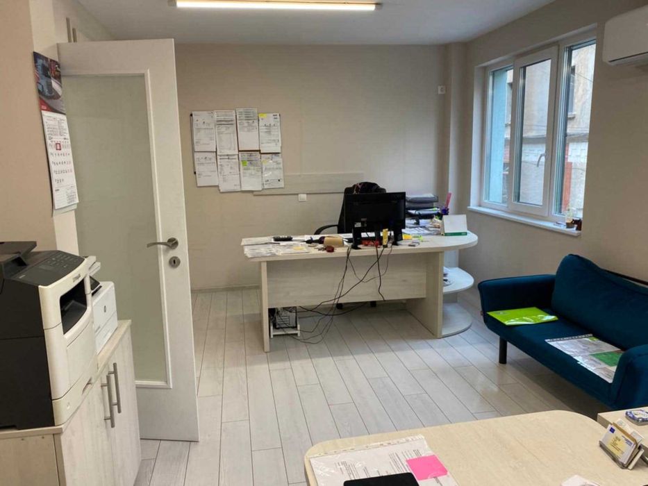 Продава се Тристаен апартамент в Хасково, Център - 95 кв.м за 1106 €/кв.м - Снимка #5