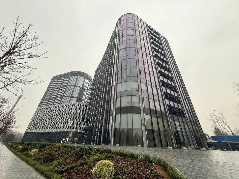 Infinity Business Center: статусные офисы класса A