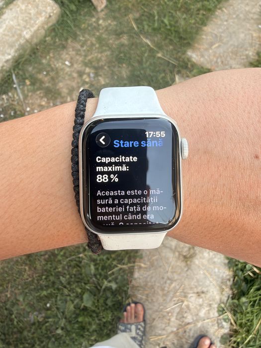 Apple Watch SE generatia 2