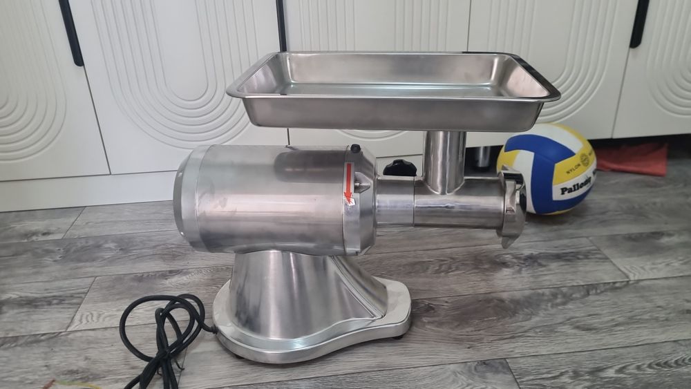 Мясорубка производственная