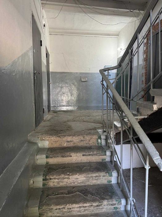 S Продам 3-х ком студию в старом городе