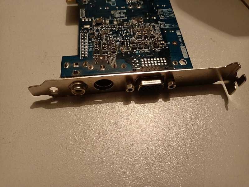 Продам видеокарту "ASUS V9180SE.