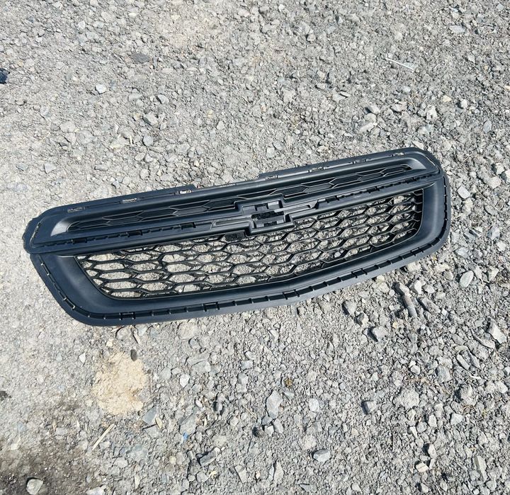 Решетка радиатора Cobalt