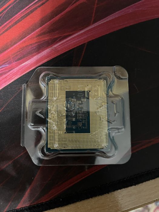 Процессор i3 12100F