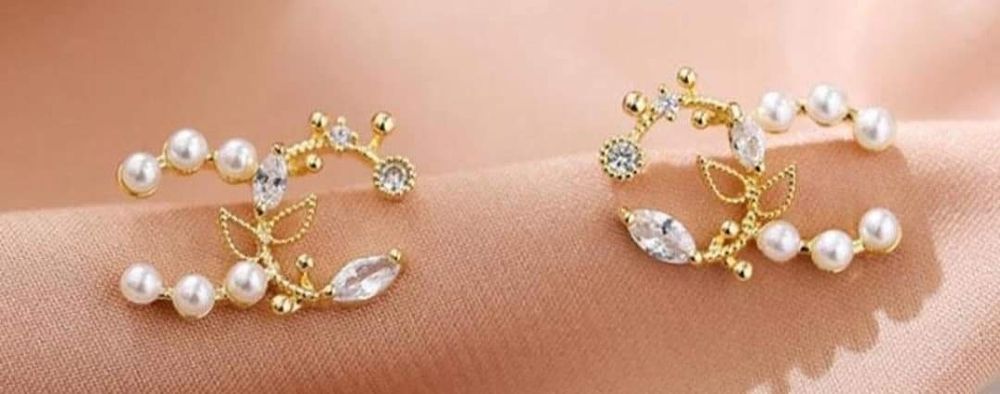 Cercei otel inoxidabil, insertii perlute albe