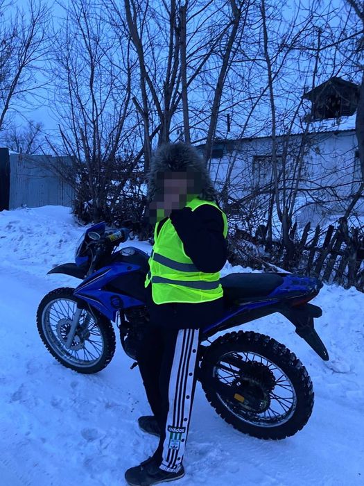 Продам эндуро 250 кубов