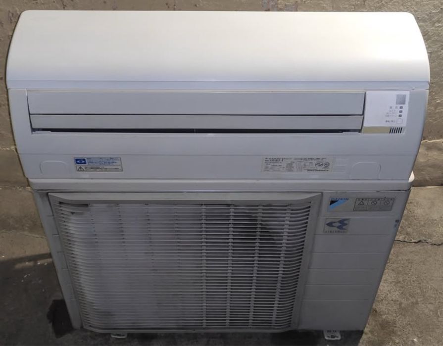 Японски Хиперинверторен климатик DAIKIN Streamer 24000 BTU