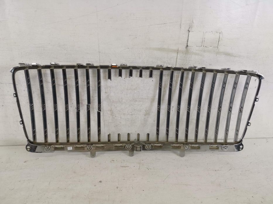 Хромиран Орнамент за Радиаторна Решетка Бентли Бентайга 1 - Оригинален