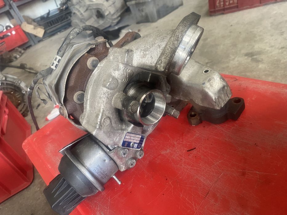 Turbina vw 2.0 TDI cod motor CFF 140 cai