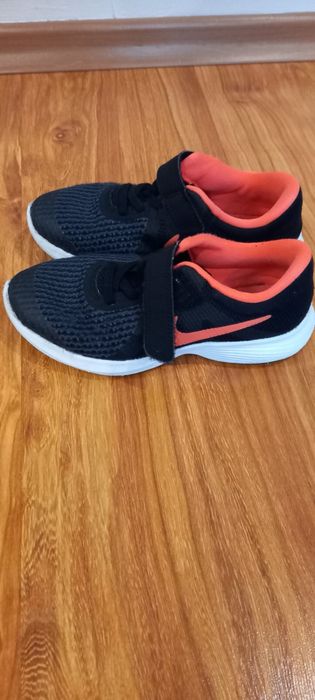 Детски маратонки Nike,номер 30