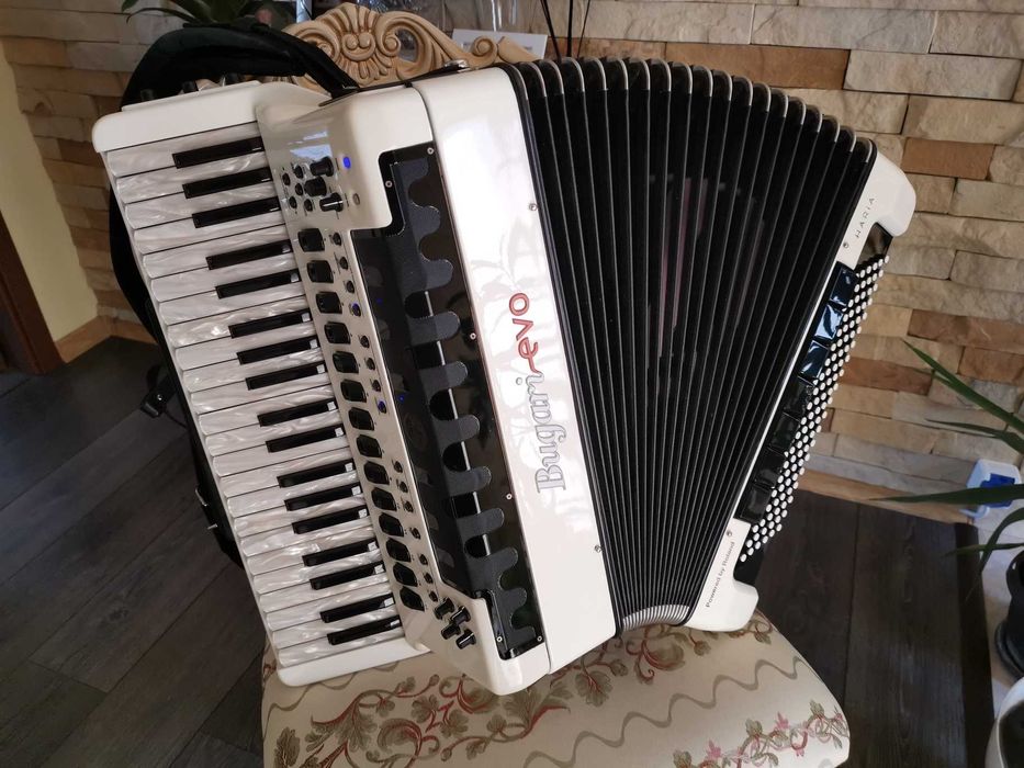 Acordeon Bugari Evo Haria 41 White Bijuterie
