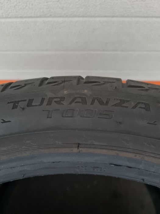 Летни гуми 2 броя BRIDGESTONE Turanza T005 225 40 R18 дот 3323