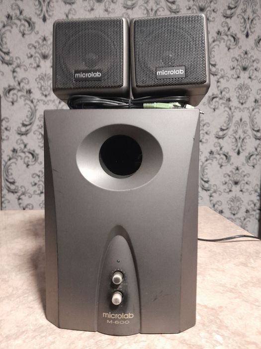 Microlab sabuffer  M 600 сотилади