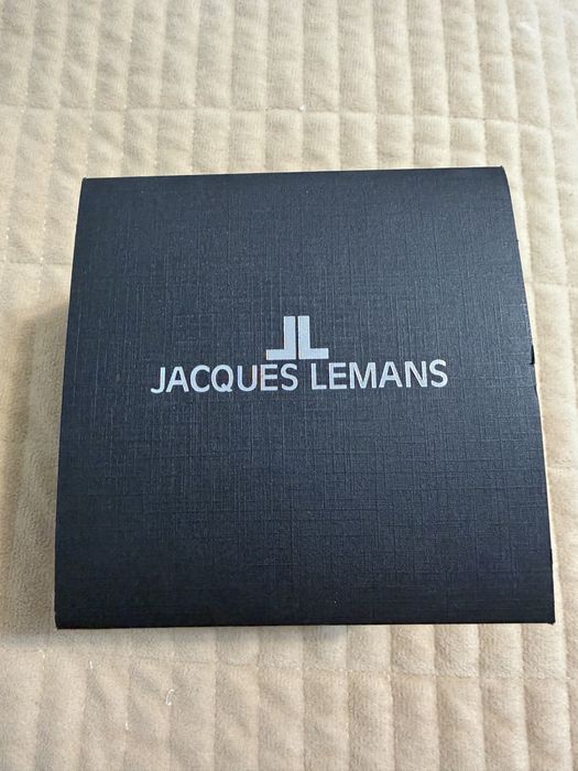 Часы Jacques lemans