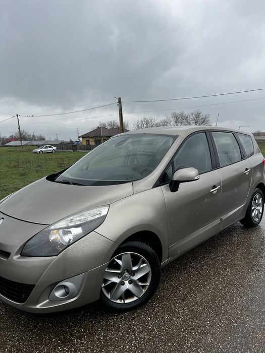 Renault Grand Scenic 1.9 dCi – 7 Locuri
