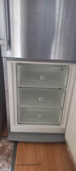 Холодильник на запчасти