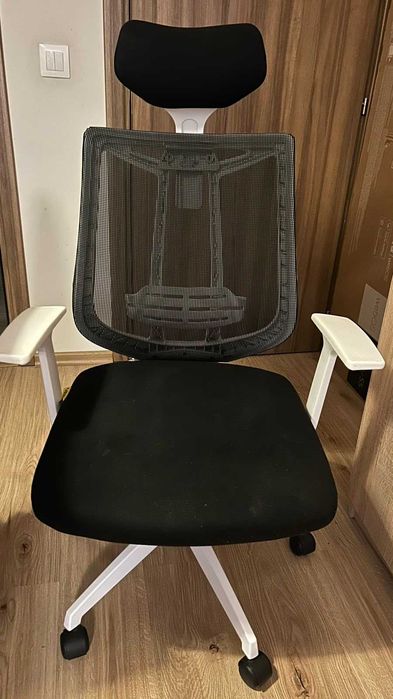 Работен стол ANTARES ECLIPSE, черно и бяло