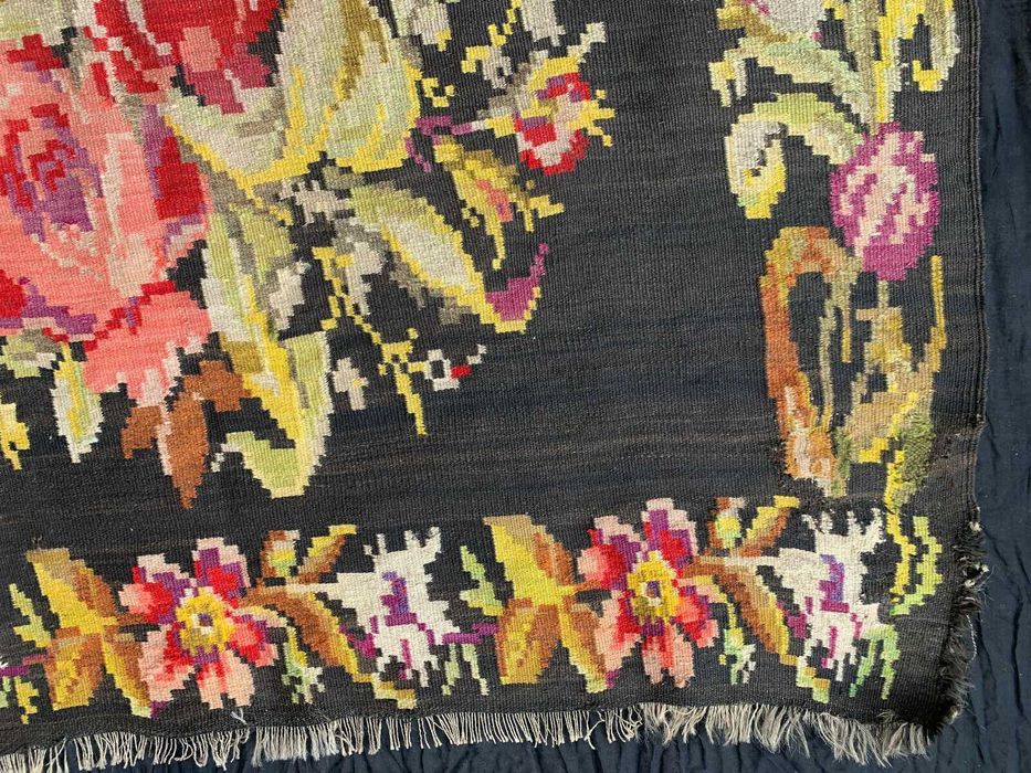 covor vechi antic traditional armean moldovenesc basarabean manual